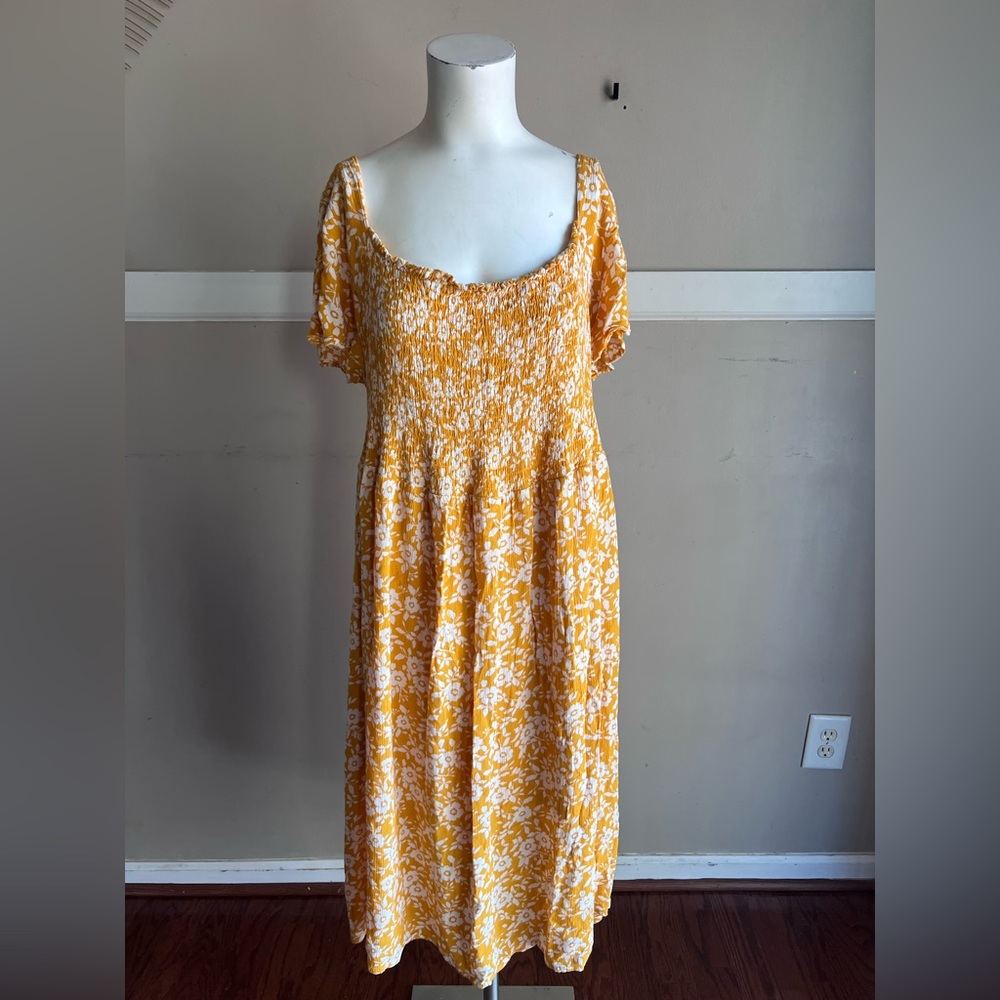 Sunny Floral Midi Dress